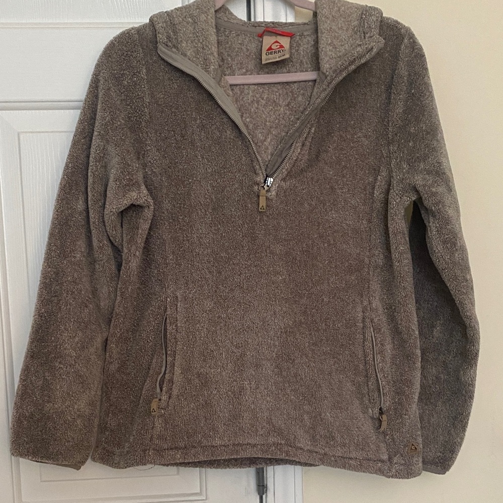 Getty soft faux pullover